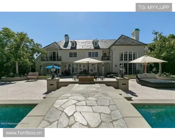 林孝埈赛后脱掉战靴，豪宅浴室比我家客厅还大，这差距咋整？